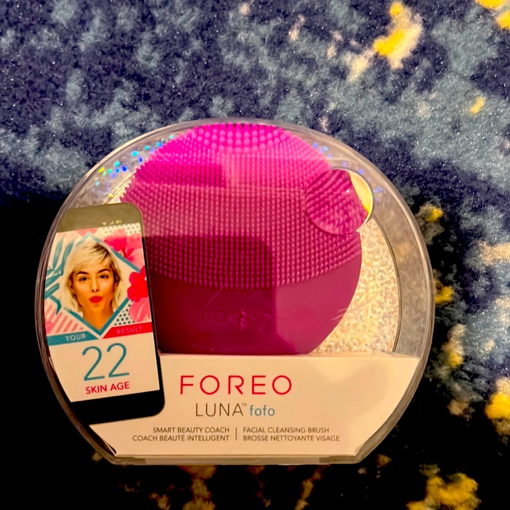 NWT Foreo Luna